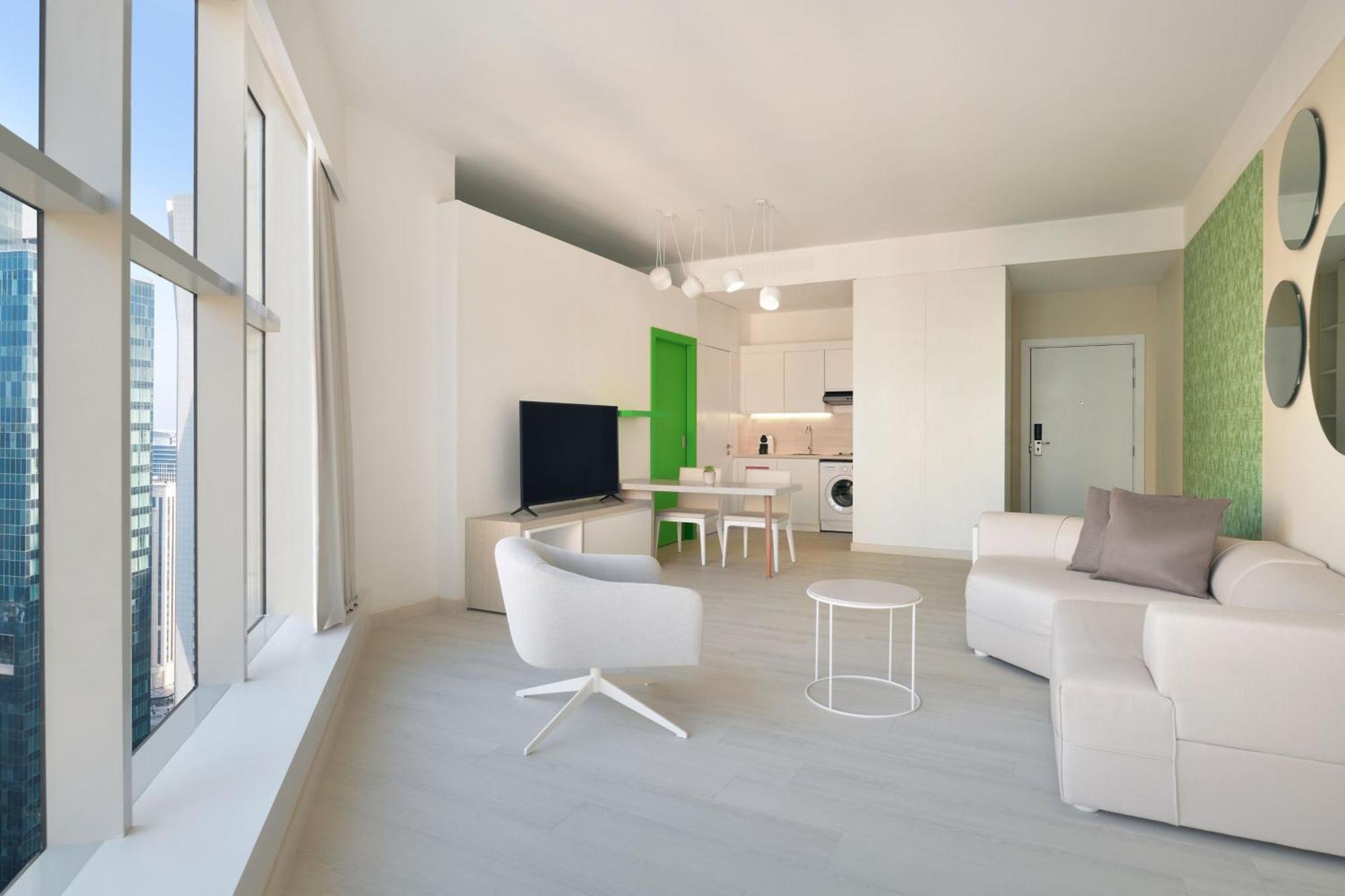 Hotel Element By Westin West Bay Doha Exterior foto Interior of a typical apartment