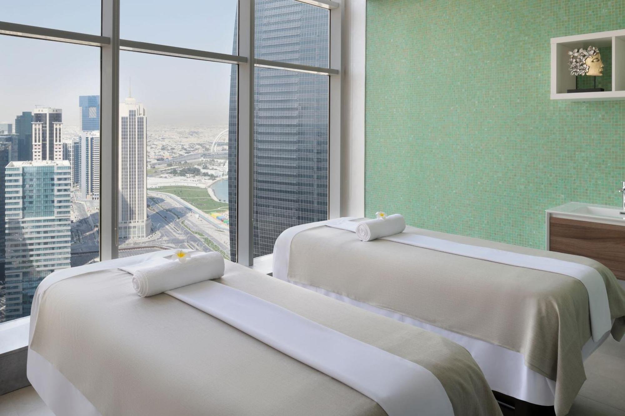 Hotel Element By Westin West Bay Doha Exterior foto Spa at the Address Downtown Hotel